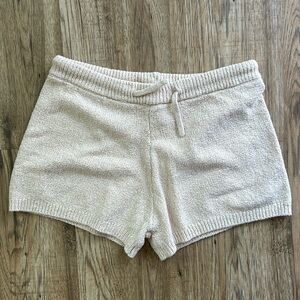 Rylee and cru knit shorts in cream color, size xs.